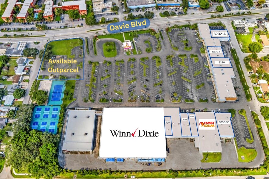 3236-3260 Davie Blvd, Fort Lauderdale, FL for lease - Building Photo - Image 2 of 19