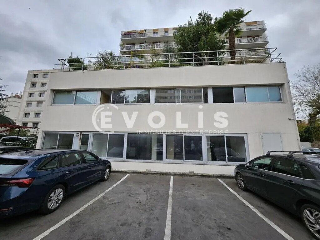 Location Bureaux 277 m² à 776 m² - Photo 1