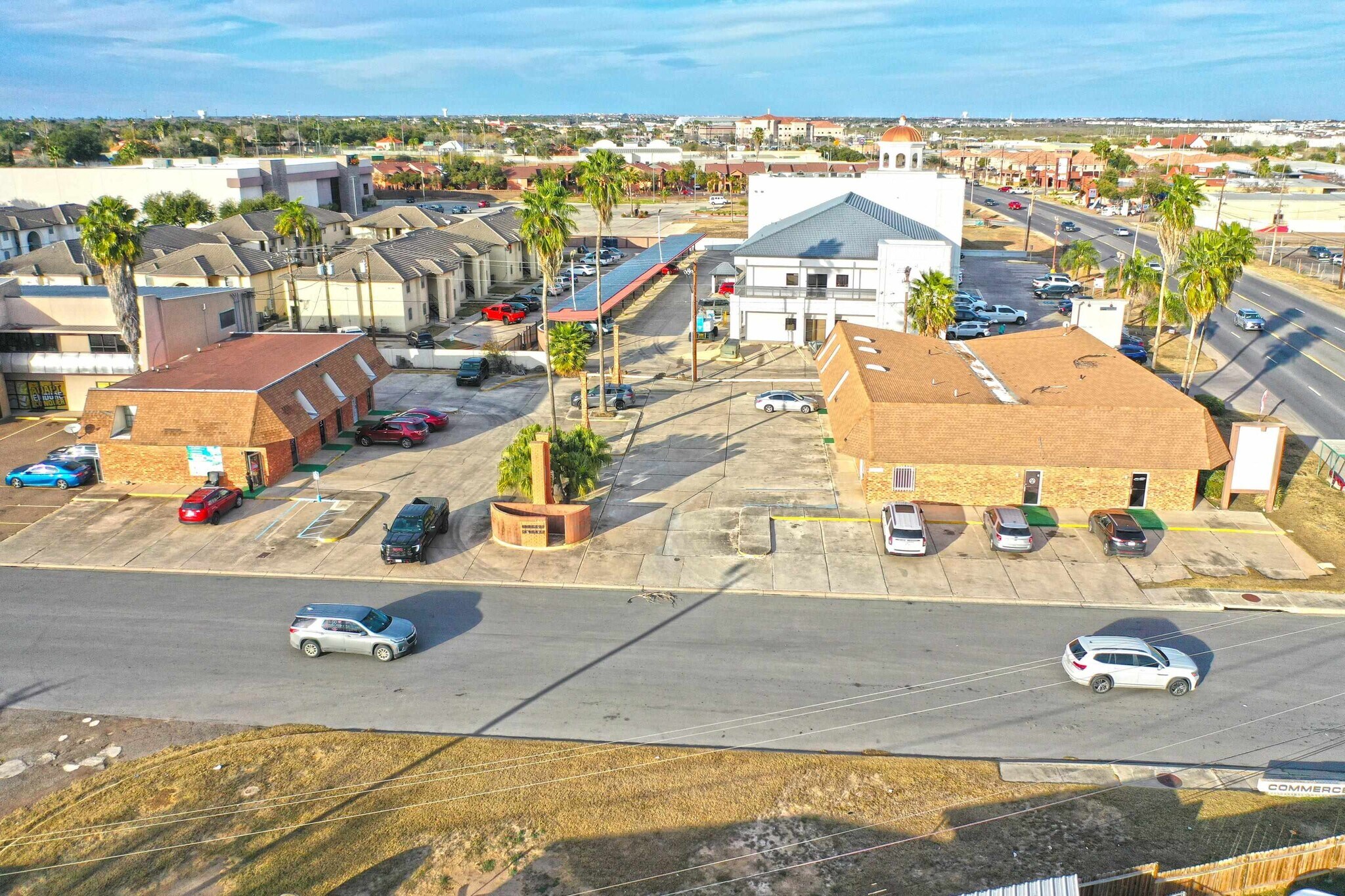 6202 McPherson Rd, Laredo, TX for sale Primary Photo- Image 1 of 1