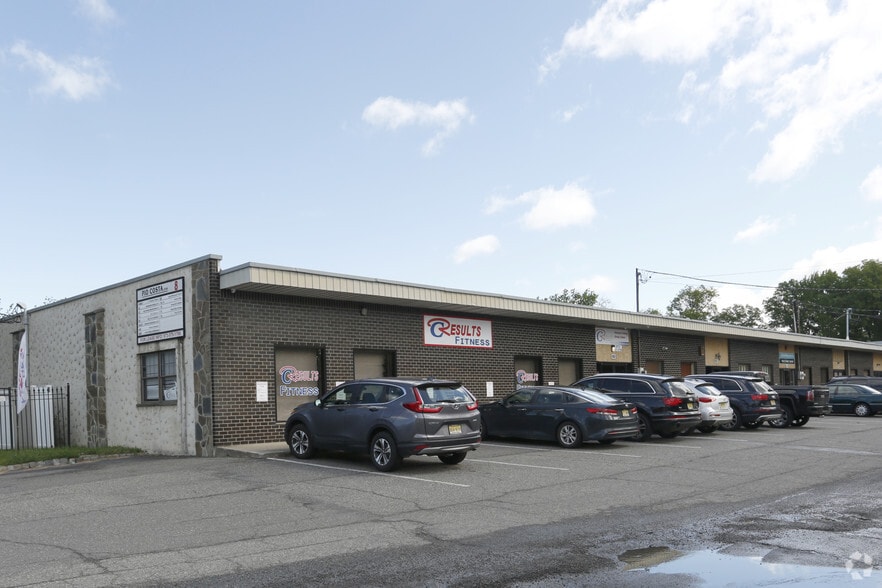 1275 Bloomfield Ave, Fairfield, NJ 07004