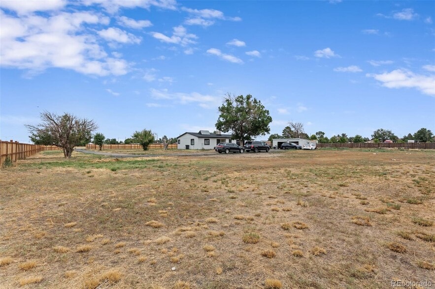 1280 Airport Blvd, Aurora, CO for sale - Building Photo - Image 2 of 5