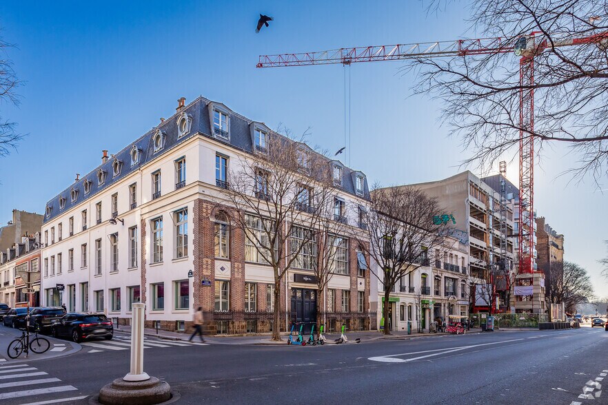 64 Avenue Parmentier, Paris for lease - Primary Photo - Image 1 of 13