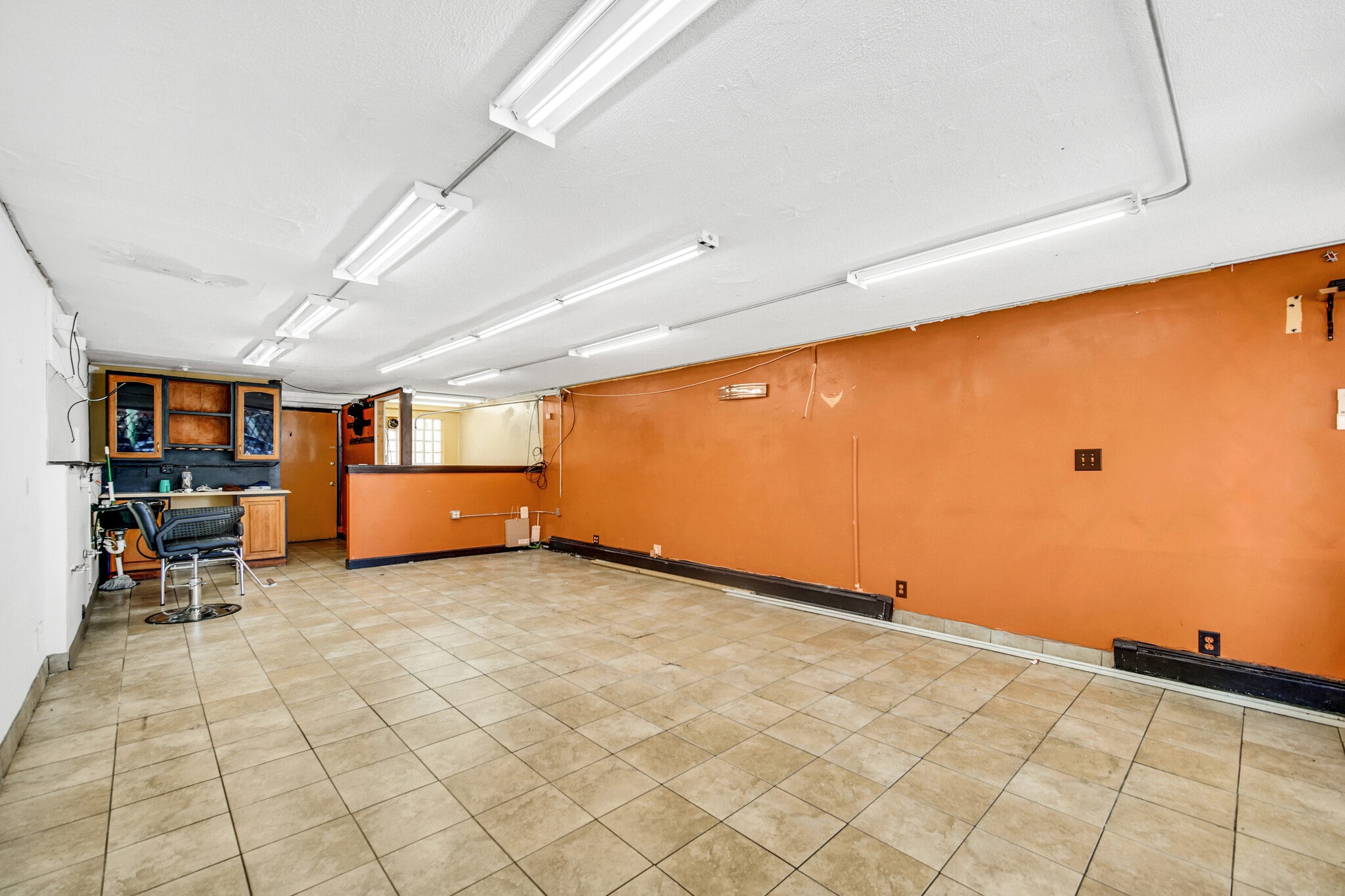 1859 E 87th St, Chicago, IL 60617 Retail for Sale