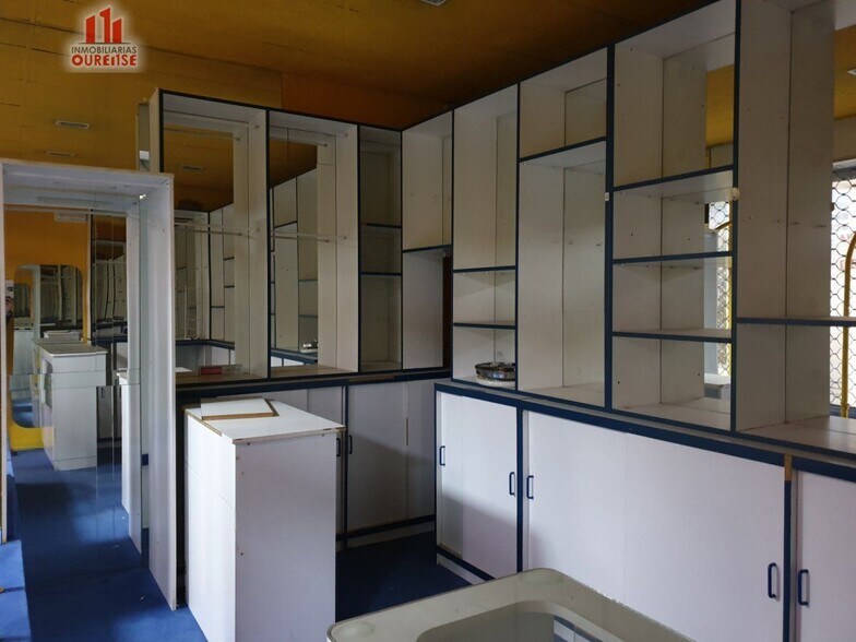 Retail in Ourense, Orense for lease - Building Photo - Image 2 of 4