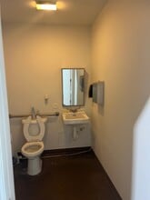 932 NE 24th Ln, Cape Coral, FL for lease Interior Photo- Image 2 of 4