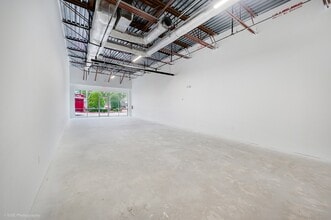 3760 Sixes Rd, Canton, GA for lease Interior Photo- Image 2 of 5