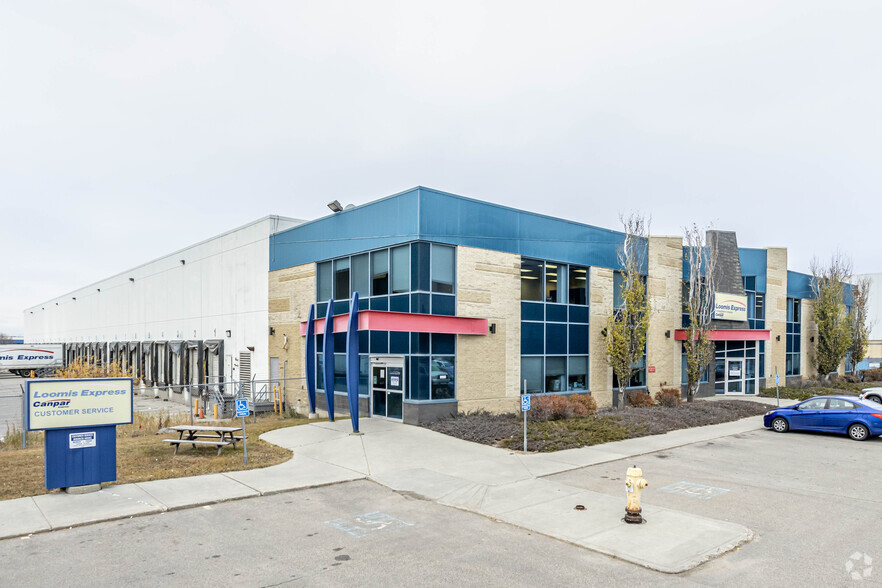 10918 184th St NW, Edmonton, AB for lease - Primary Photo - Image 1 of 3