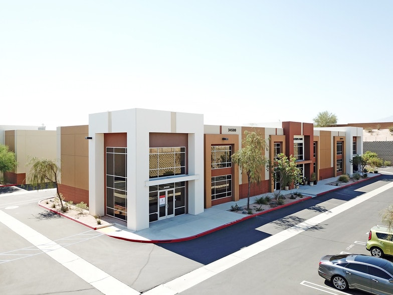 34500 Gateway Dr, Palm Desert, CA for lease - Primary Photo - Image 2 of 3