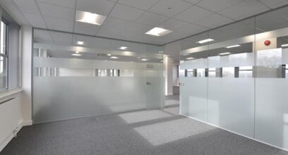 Styal Rd, Manchester for lease Interior Photo- Image 2 of 4