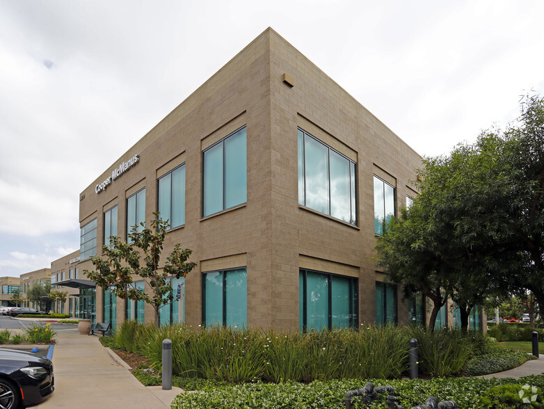 9870 Research Dr, Irvine, CA for lease - Building Photo - Image 2 of 6