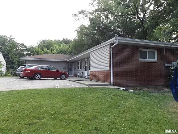 1000 Edison Ct, Pekin, IL for sale Primary Photo- Image 1 of 1