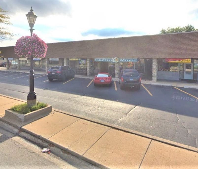 17010-17060 S Oak Park Ave, Tinley Park, IL for lease Building Photo- Image 1 of 11