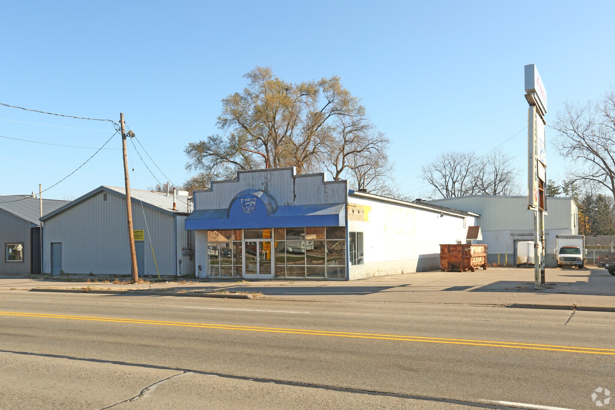 4211 Fenton Rd, Burton, MI for sale Primary Photo- Image 1 of 1