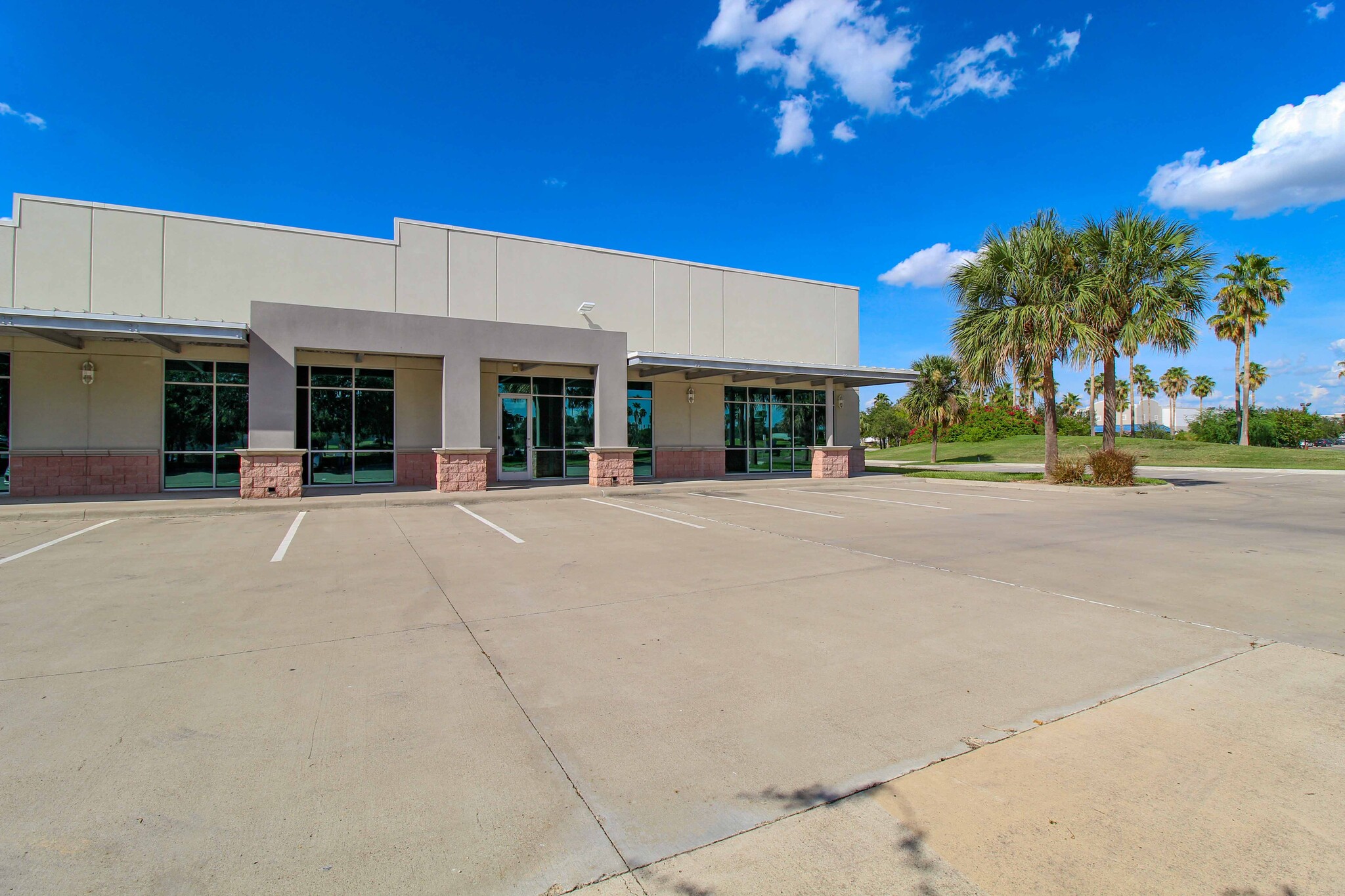 5000 W Military Hwy, McAllen, TX for lease Building Photo- Image 1 of 1