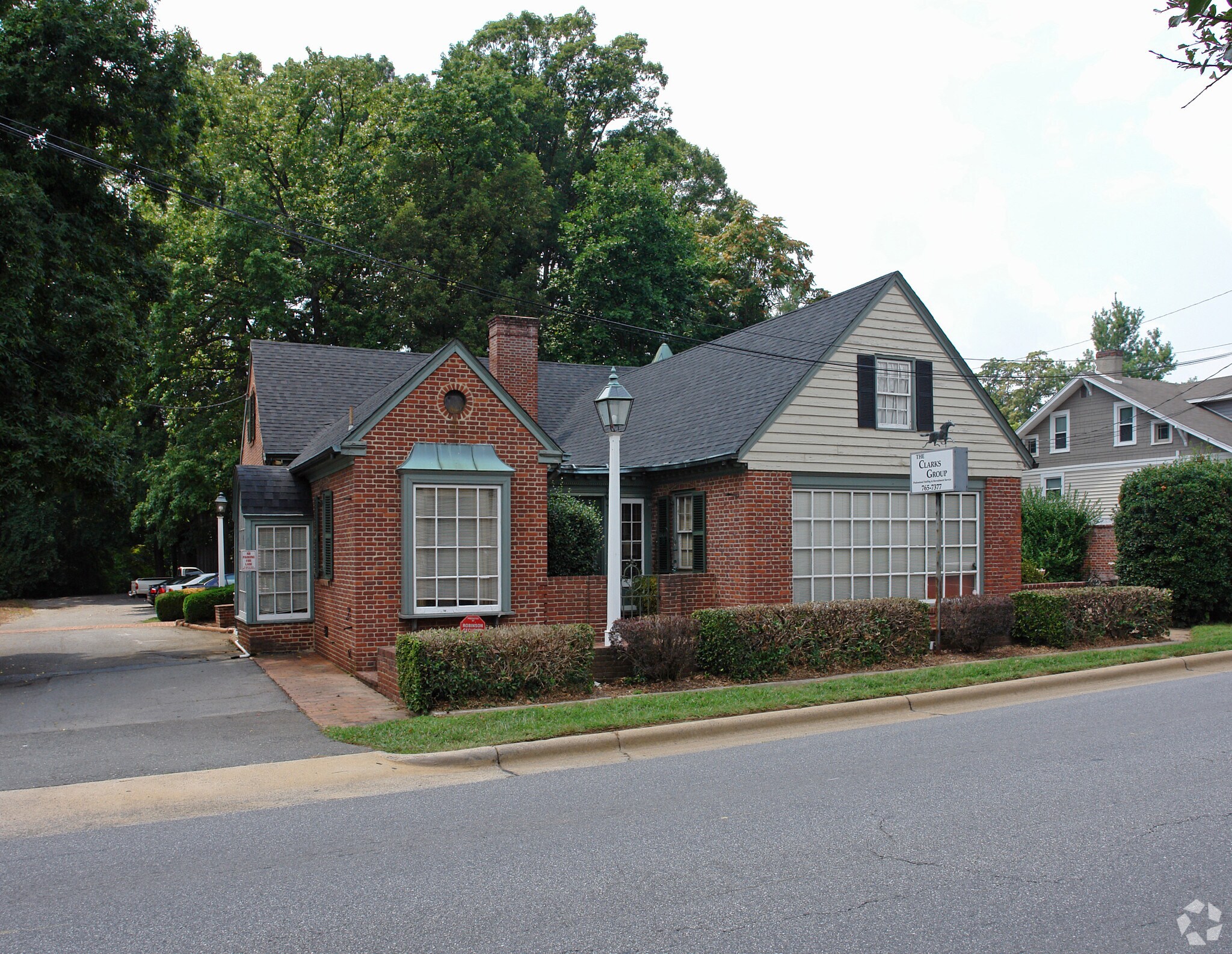 2536 Reynolda Rd, WinstonSalem, NC 27106 Office for Lease