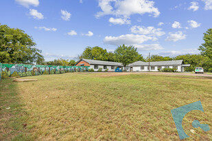 114 S 14th St, Midlothian TX - Day Care Center