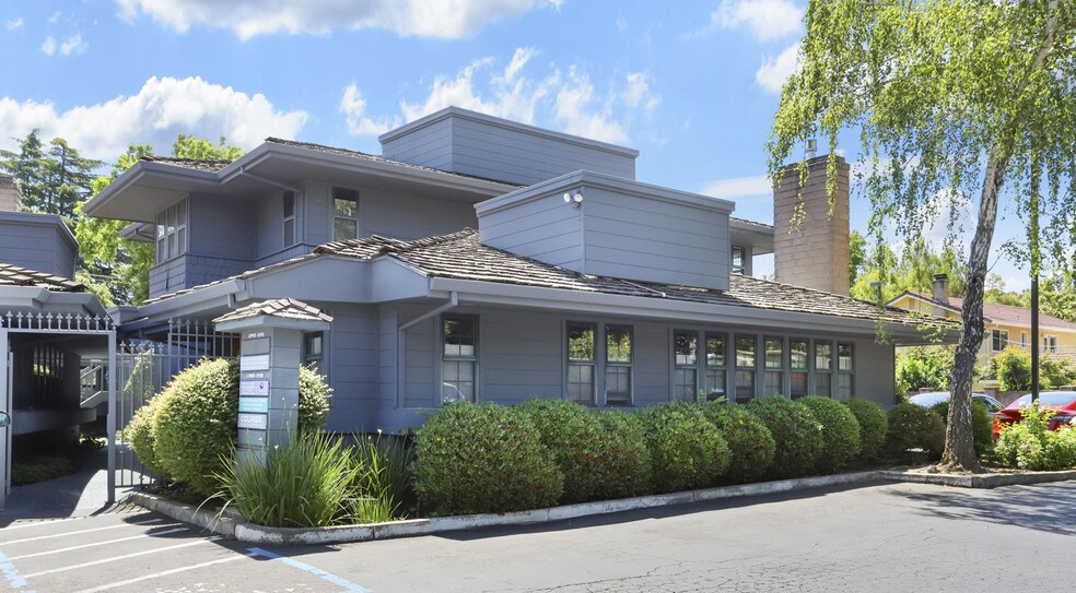 7809 N Pershing Ave, Stockton, CA 95207