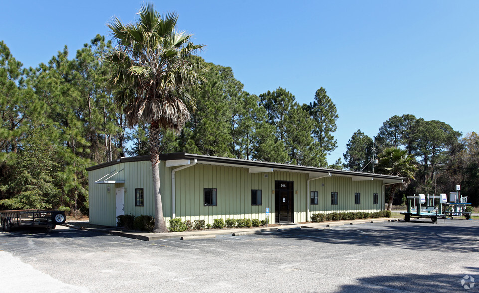 50 Hill Ave NW, Mary Esther, FL for sale - Primary Photo - Image 1 of 1