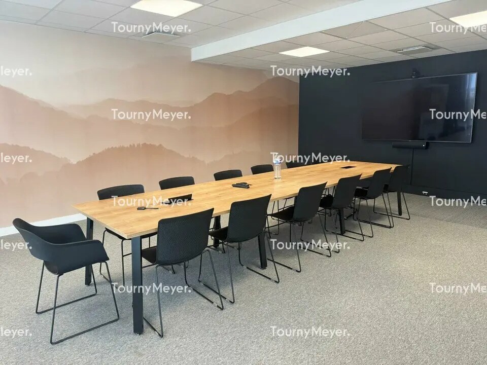 Office in Saint-Herblain for lease Interior Photo- Image 1 of 5