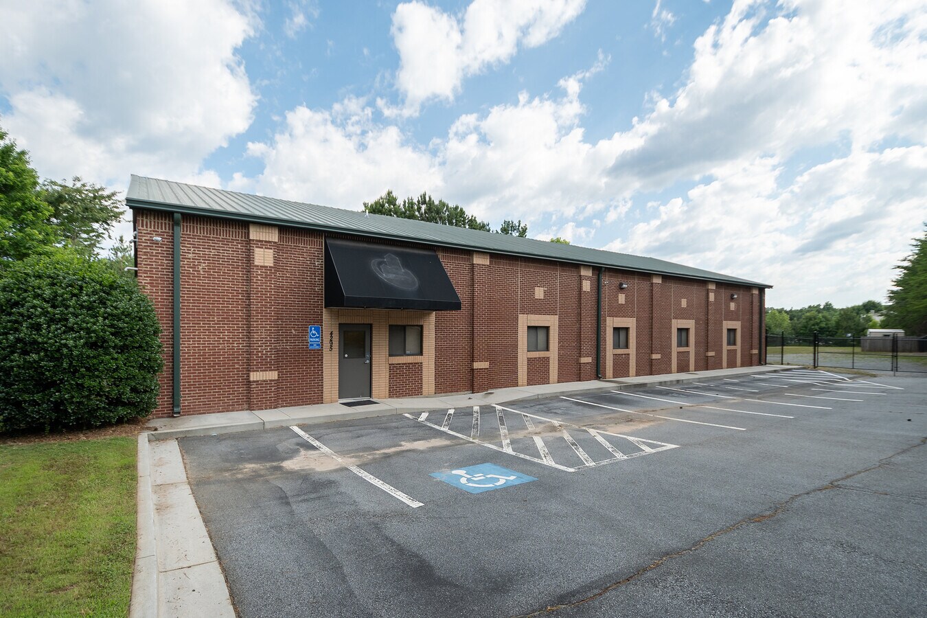 4295 Brogdon Exchange, Suwanee, GA 30024