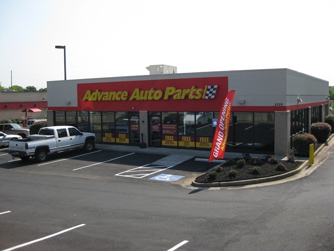 2520 Sandy Plains Rd, Marietta, GA for sale - Primary Photo - Image 3 of 5