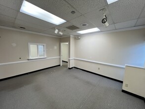 6714 Patterson Ave, Richmond, VA for lease Interior Photo- Image 1 of 5