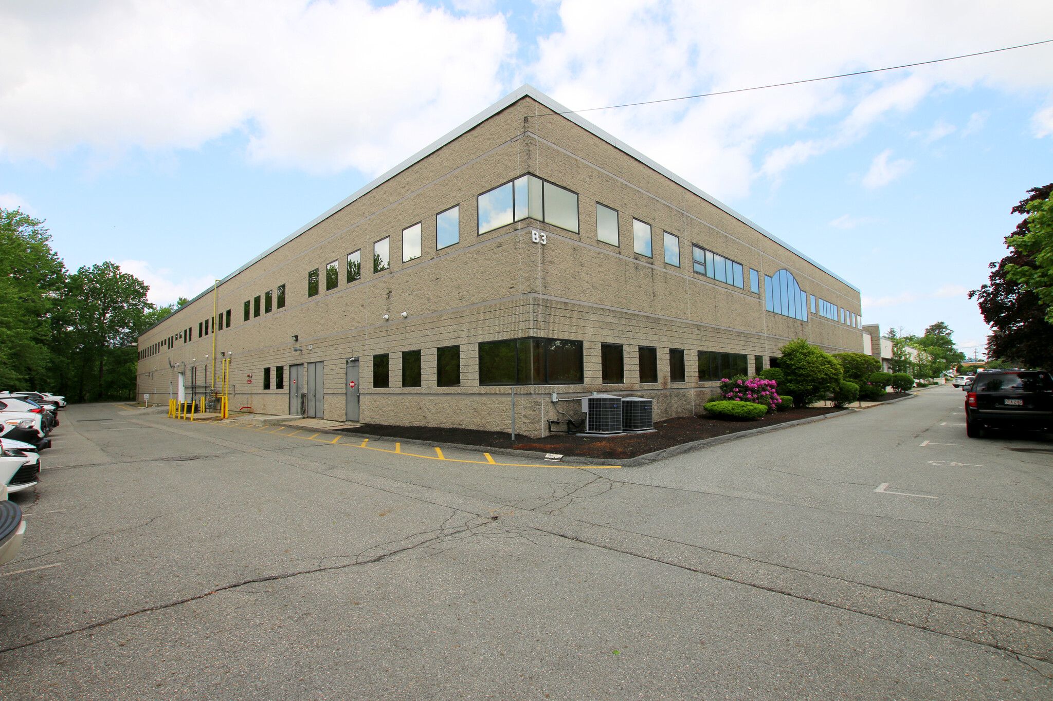 1 Jewel Dr, Wilmington, MA for lease Building Photo- Image 1 of 9