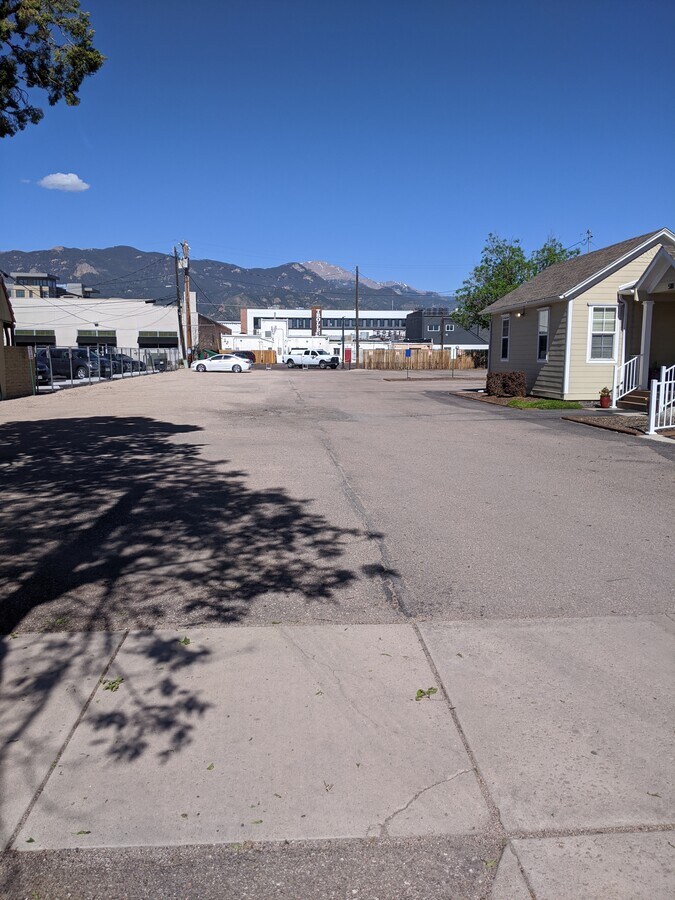 518522 S Nevada Ave, Colorado Springs, CO 80903