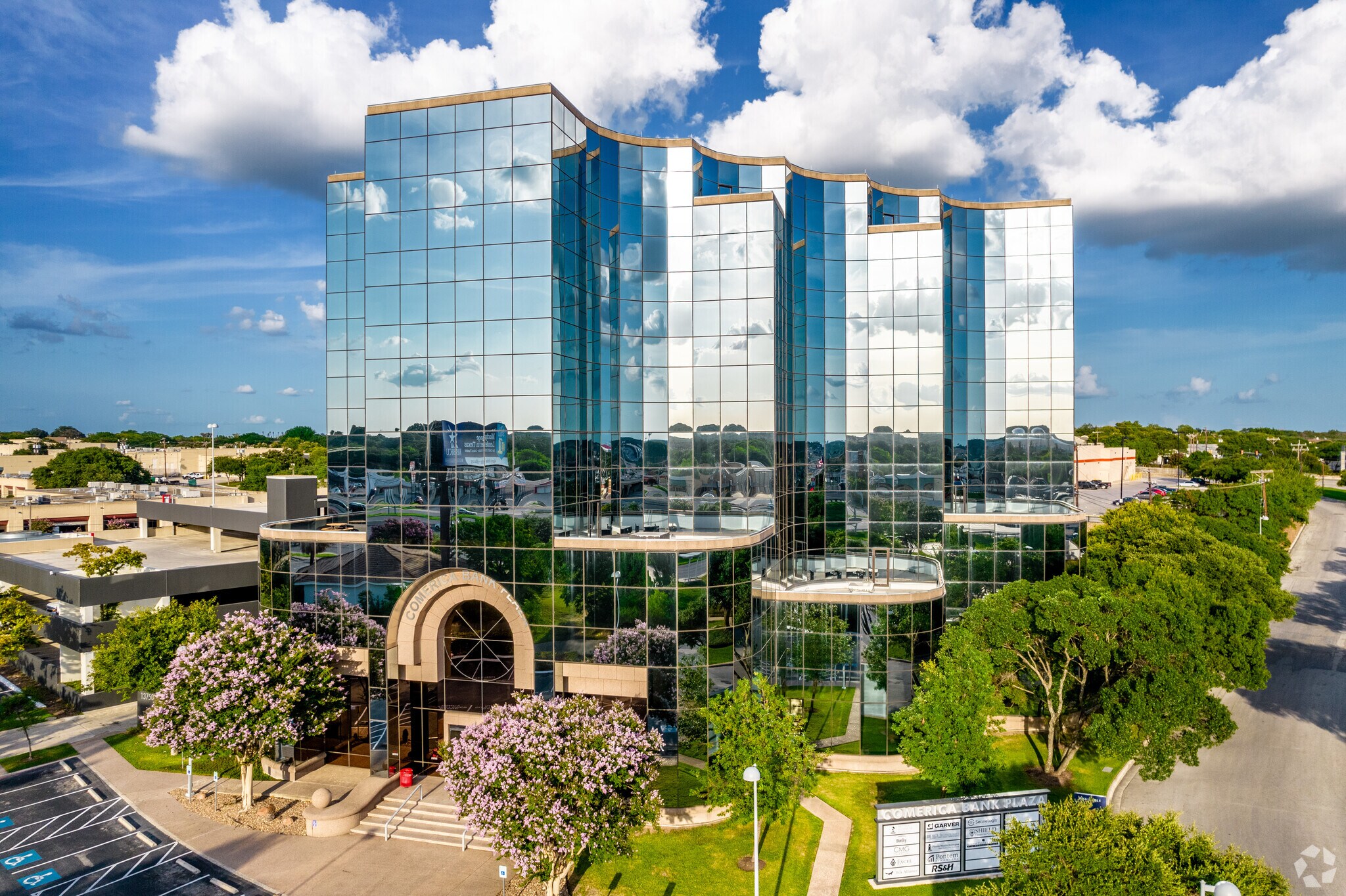 13750 San Pedro Ave, San Antonio, TX for lease Building Photo- Image 1 of 8
