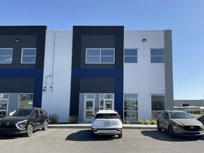 4177-4233 Rue Marcel Lacasse, Boisbriand, QC for lease Interior Photo- Image 1 of 8