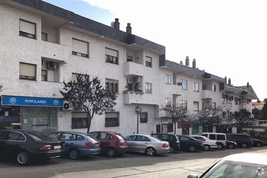 Calle Abrevadero, 2, Villaviciosa de Odón, Madrid for sale - Primary Photo - Image 1 of 1