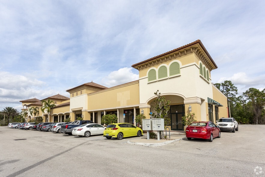 3571 Del Prado Blvd, Cape Coral, FL for lease - Building Photo - Image 3 of 4
