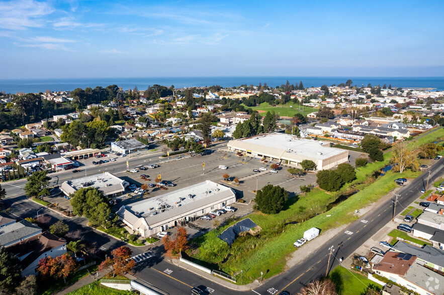 605 Parker Ave, Rodeo, CA for lease - Aerial - Image 2 of 3