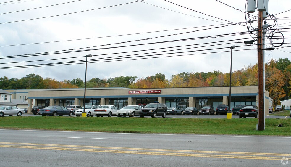 5739 W Ridge Rd, Erie, PA for lease - Building Photo - Image 2 of 3