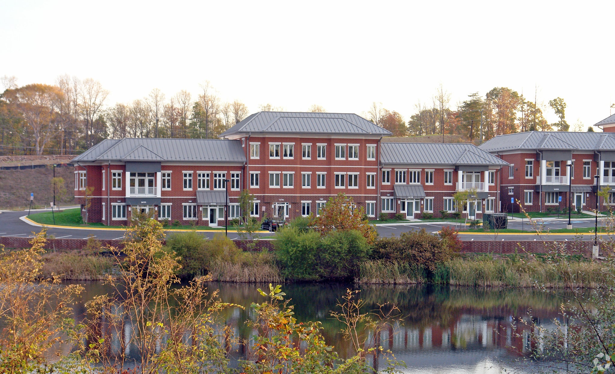 14111-14165 Robert Paris Ct, Chantilly, VA for sale Building Photo- Image 1 of 32