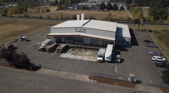 706 Oscar St, Eugene OR - Airplane Hangar