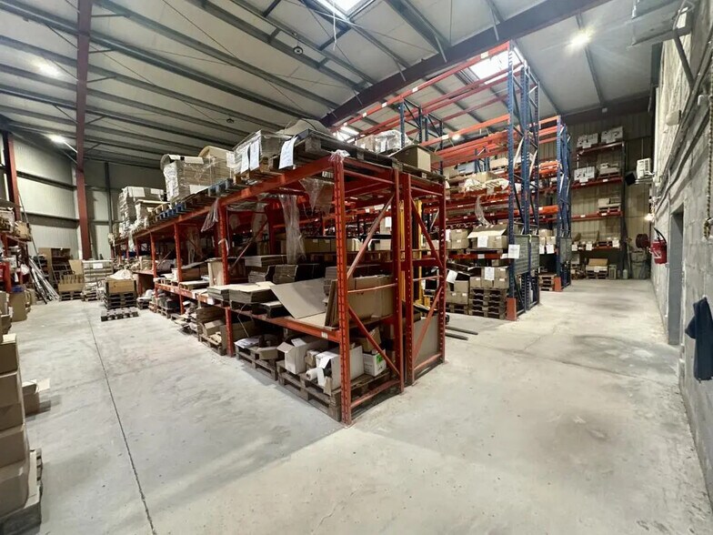 Flex in Fréjus for lease - Interior Photo - Image 2 of 20