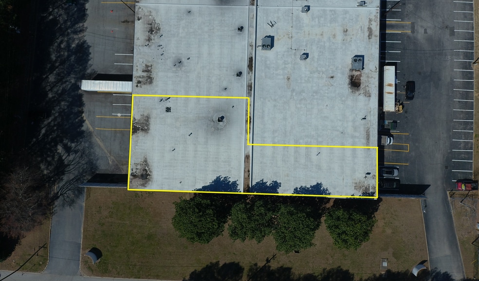 4507 Mills Pl SW, Atlanta, GA for lease - Building Photo - Image 2 of 11