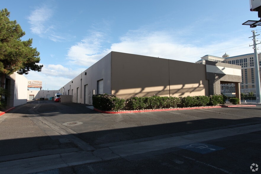 4305 Dean Martin Dr, Las Vegas, NV for sale - Building Photo - Image 2 of 8