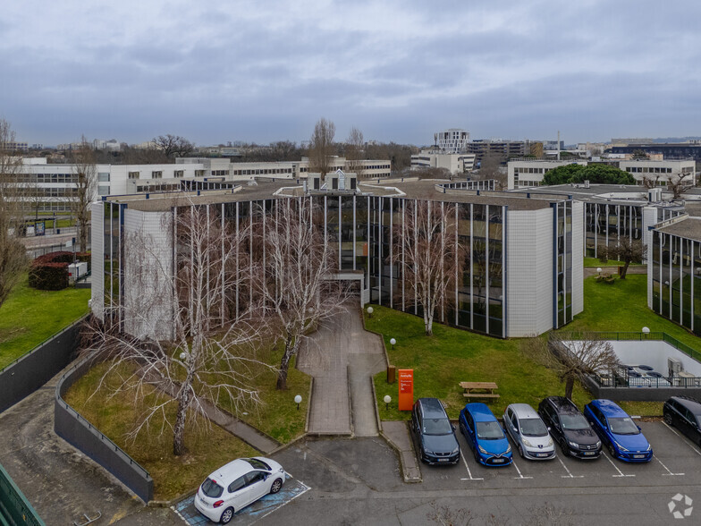 Office in Toulouse for lease - Aerial - Image 3 of 3