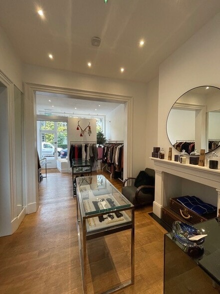 22 Park Walk, London for lease - Interior Photo - Image 3 of 8