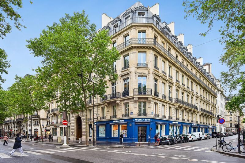 Office in Paris for lease - Building Photo - Image 3 of 8