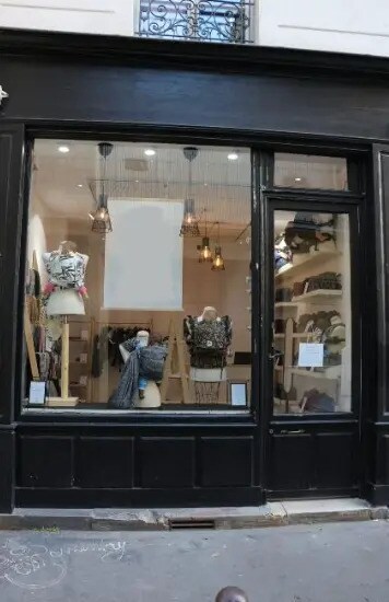 Retail in Paris for lease - Building Photo - Image 3 of 4