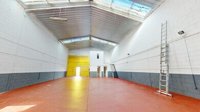 Industrial in Valdemoro, Madrid for lease Interior Photo- Image 1 of 12