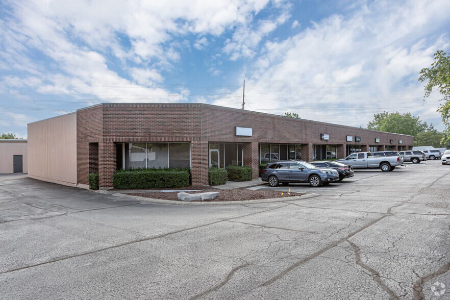 501 Metroplex Dr, Nashville, TN for lease - Building Photo - Image 2 of 2