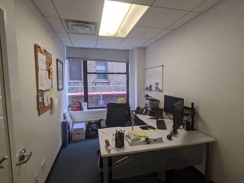 223-225 W 35th St, New York, NY for lease Interior Photo- Image 1 of 3