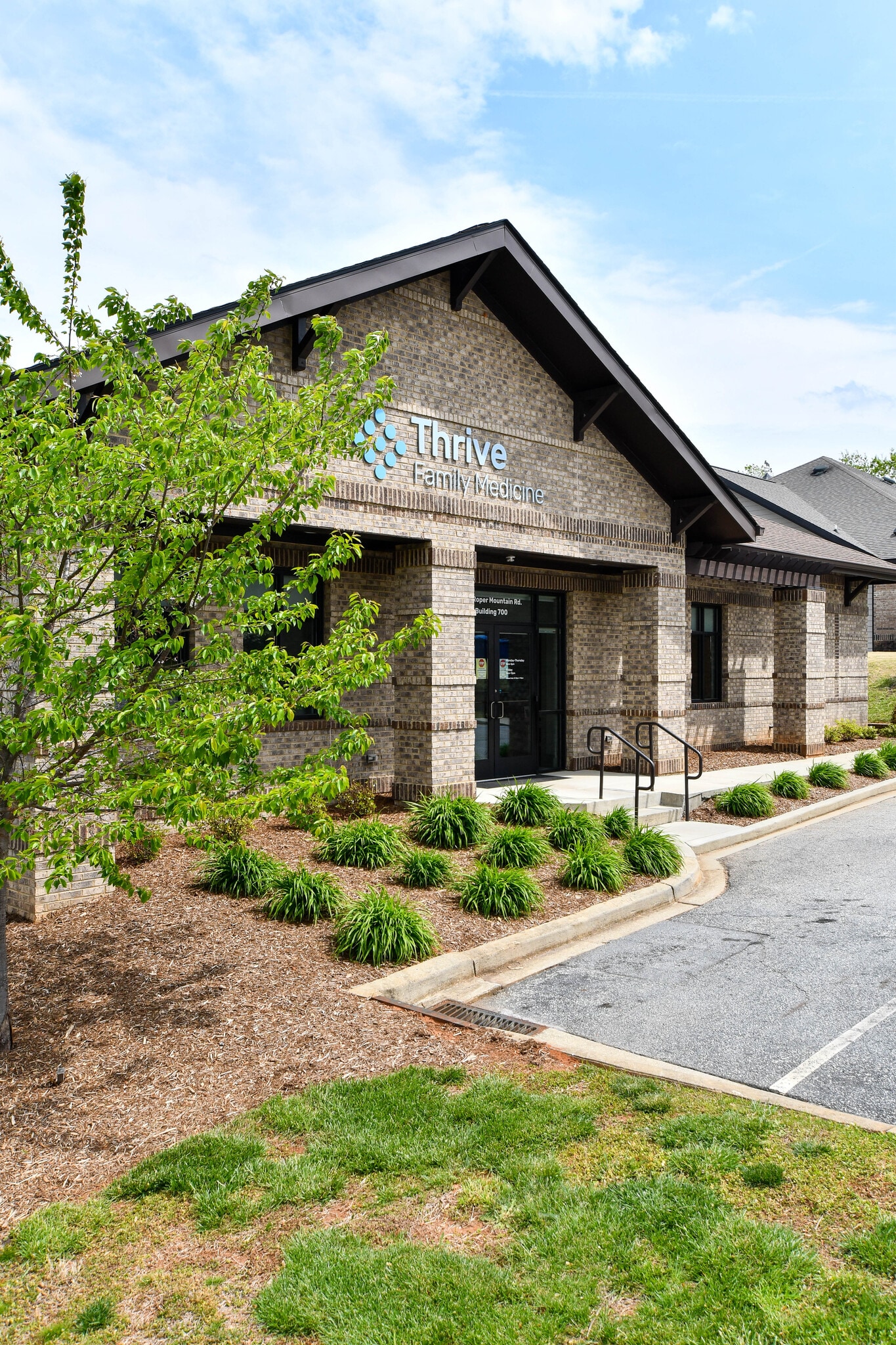 429 Roper Mountain Rd, Greenville, SC 29615 Office for Sale