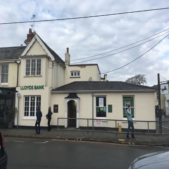 2 High St, Bembridge, PO35 5SD