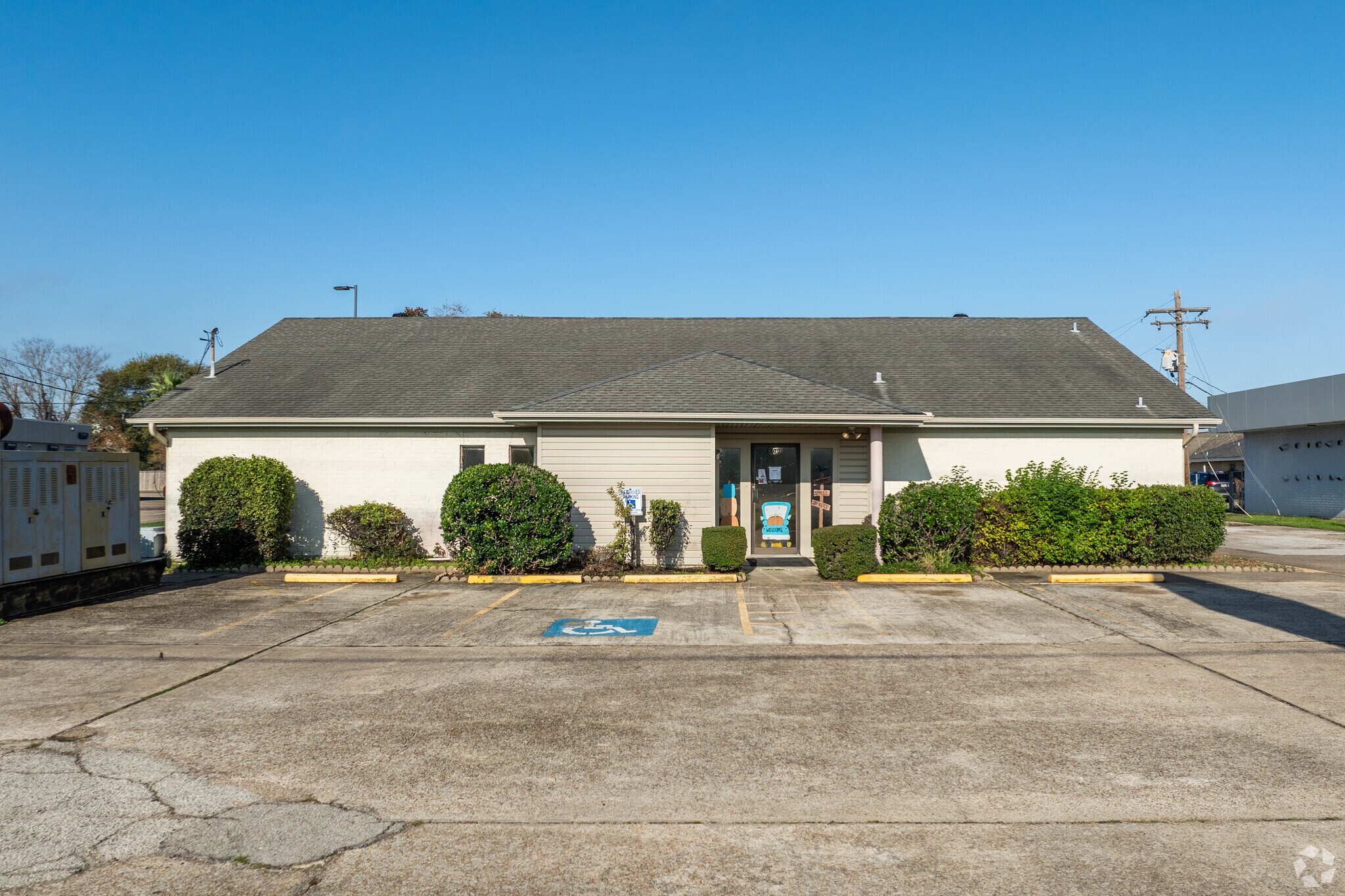 2100 Highway 365, Nederland, TX for sale Building Photo- Image 1 of 1