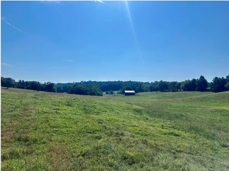 Highway 55 South Columbia, Columbia, KY for sale - Building Photo - Image 3 of 7